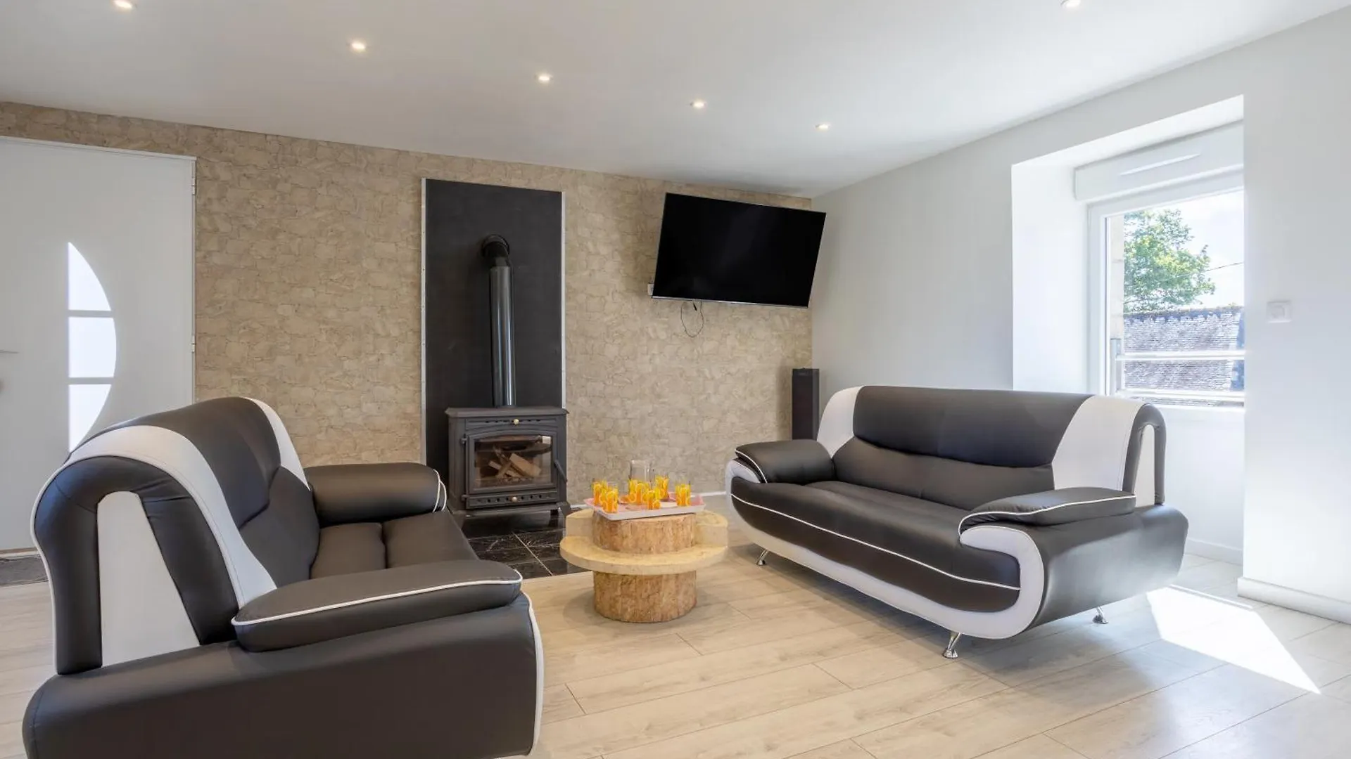 Holiday home Chez Lili Et Andre Villa Meslan